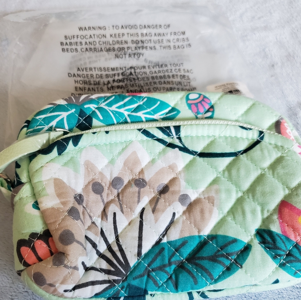 NWT Vera Bradley Mini Cosmetic in Mint Flowers